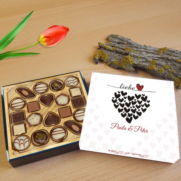 Lindt Pralinen mit Herzen für Verliebte oder Hochzeit bedruckt