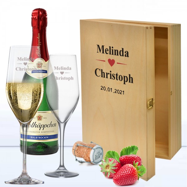 2 Sektgläser in einer bedruckten Holzkiste