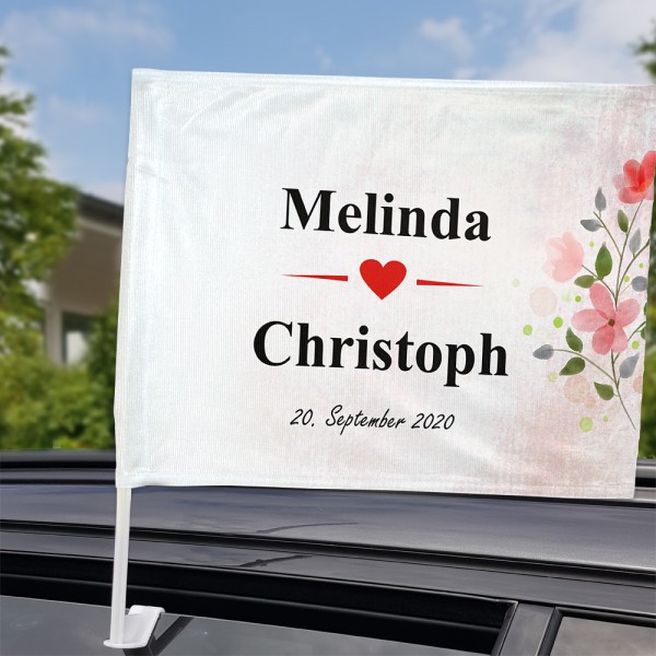 Hochzeitsfahne fürs Auto mit Wunschtext und Namen gestalten