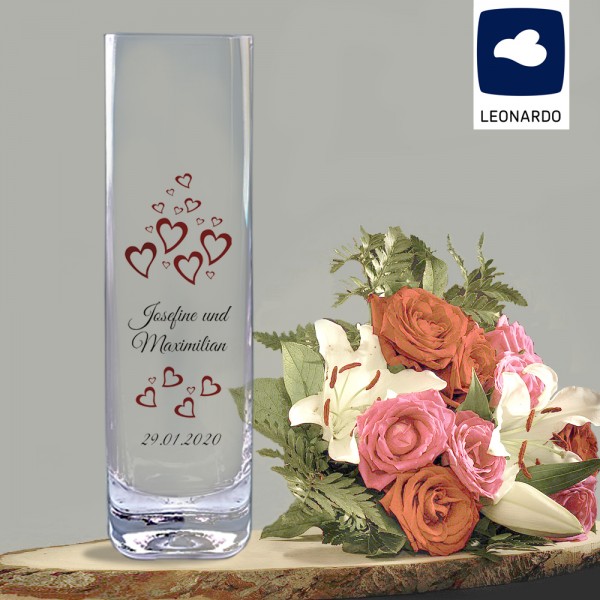 Dezente Vase mit Herzen und Namen bedruckt