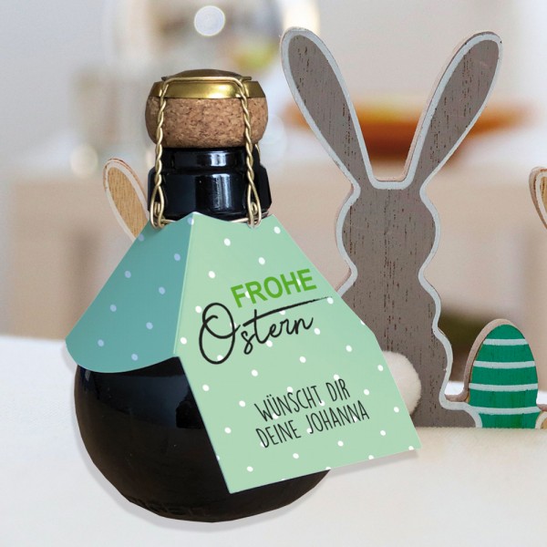 Sektbombe zu Ostern mit Flaschenanhänger personalisiert