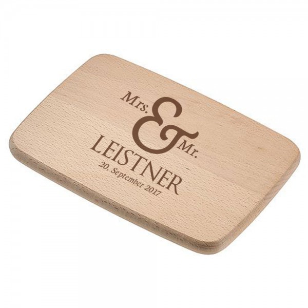 Frühstücksbrett graviert Mr. und Mrs. als Geschenk für Paare