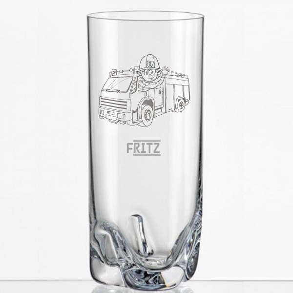 Saftglas mit Feuerwehrauto als Motiv und mit Gravur