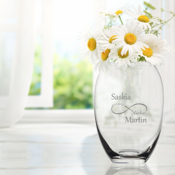 Blumen Vase für Verliebte individuell graviert