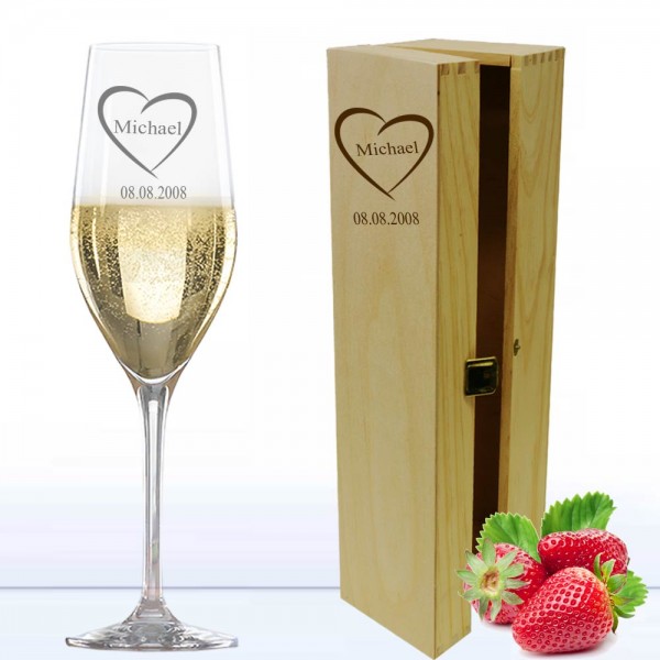 Sektglas Heartbeat in Holzkiste