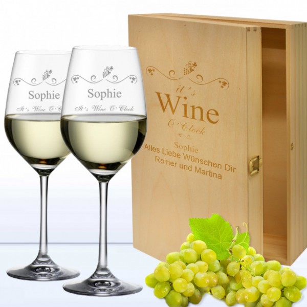 Geschenkset Weißweingläser in 3er Holzkiste WINE O CLOCK mit Namen Graviert