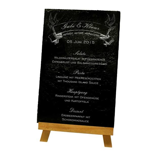 gravierte Schiefertafel als Menükarte für Hochzeit, Spruchband