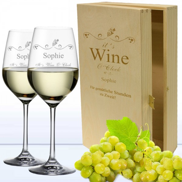 2 Weißweingläser in 2er Holzkiste WINE O CLOCK als individuelles Geschenk