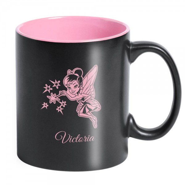 Gravierte Keramik Tasse mit lustiger Fee und Namen