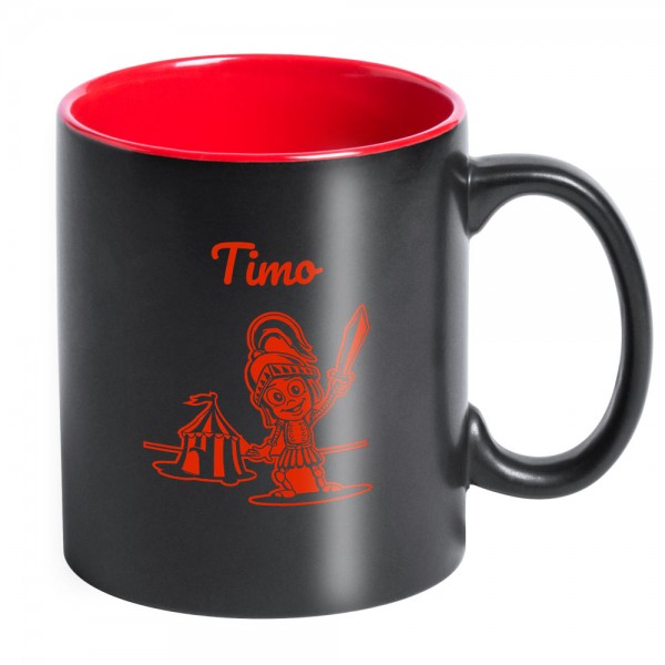 Gravierte Tasse mit lustigem Ritter und Namen