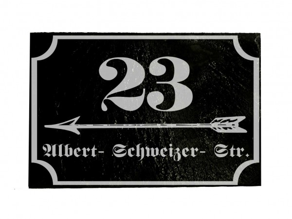 Schieferplatte mit Hausnummer graviert